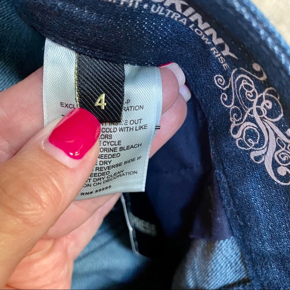 Express Low Rise Lace Skinny Jeans | 4 - Picture 9 of 9